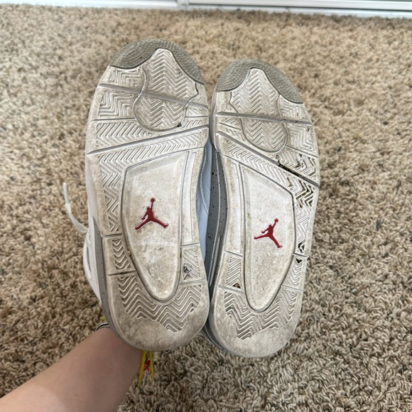 Jordan 4 Retro White Oreo - Picture 8 of 14